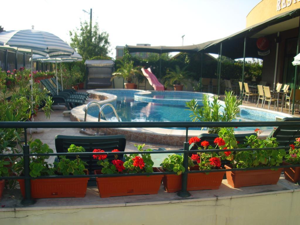 Hotel Varvara Экстерьер фото